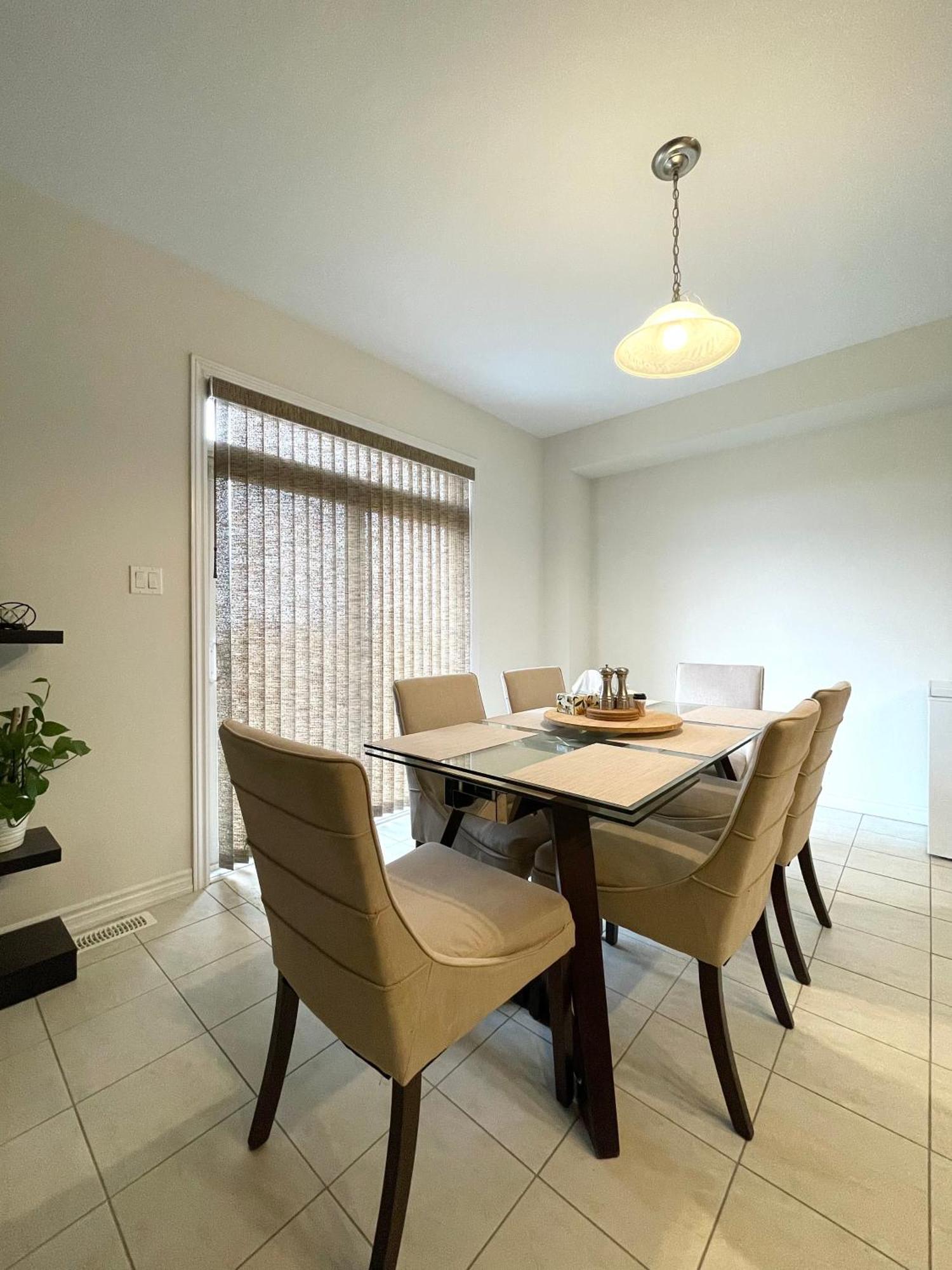 Niagara Falls Bnb 15 Mins Away From Falls Thorold Bagian luar foto