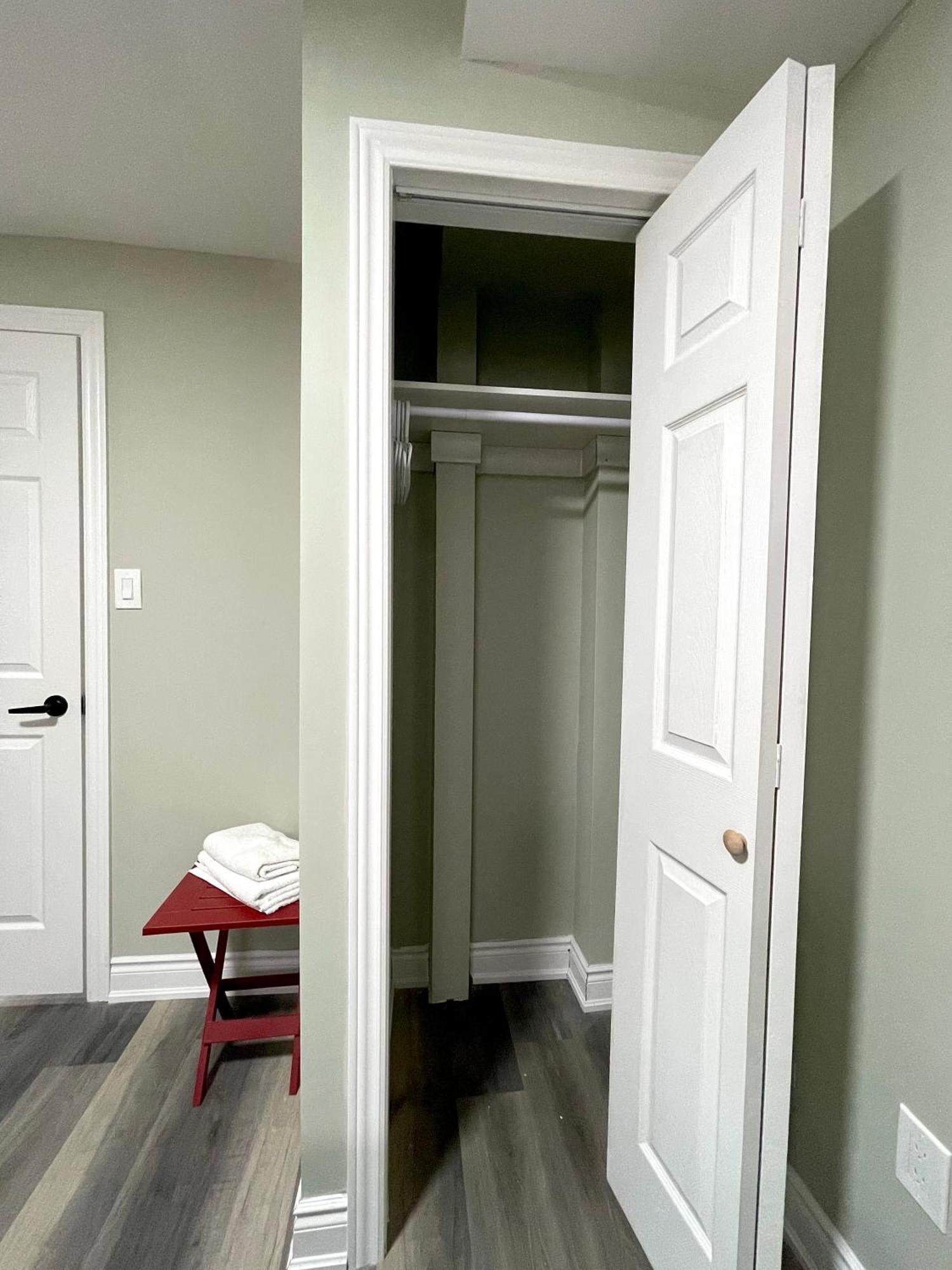 Niagara Falls Bnb 15 Mins Away From Falls Thorold Bagian luar foto
