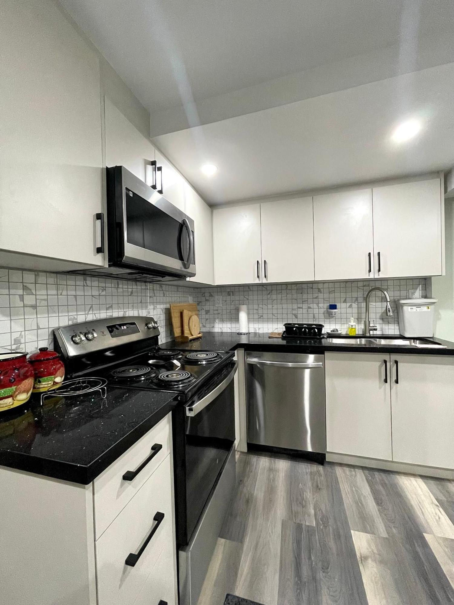Niagara Falls Bnb 15 Mins Away From Falls Thorold Bagian luar foto